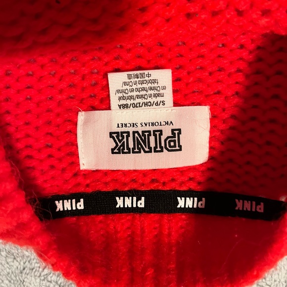 PINK Red sweater - Picture 2 of 2